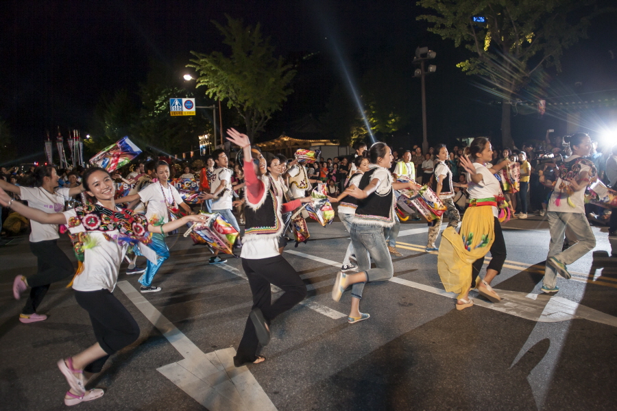 120ㅡ160신통대길 길놀이235.jpg